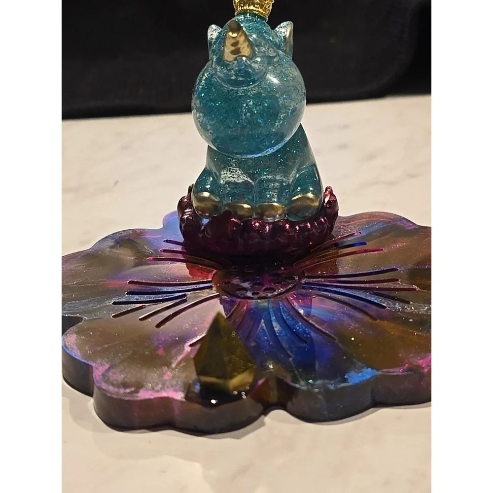 Handmade Resin Cell Phone Holder  Teal Pink Blue Unicorn‎ 739